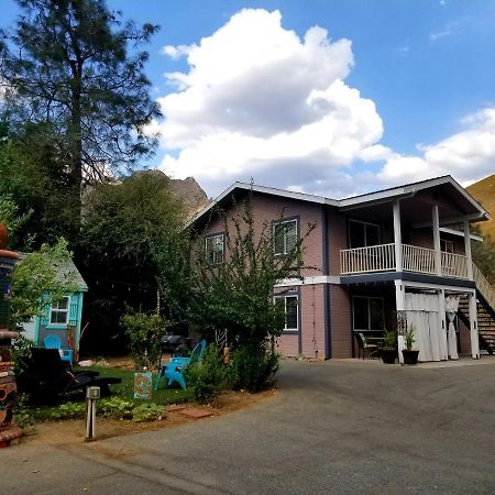 神圣山河滨套房酒店 克恩维尔 外观 照片